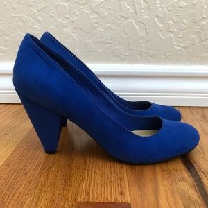 Mudd Cobalt Blue Heels